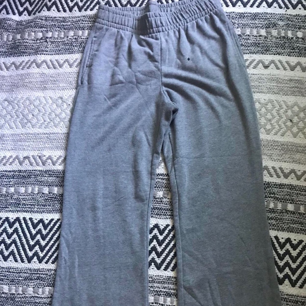 Grey Wide leg sweatpants
